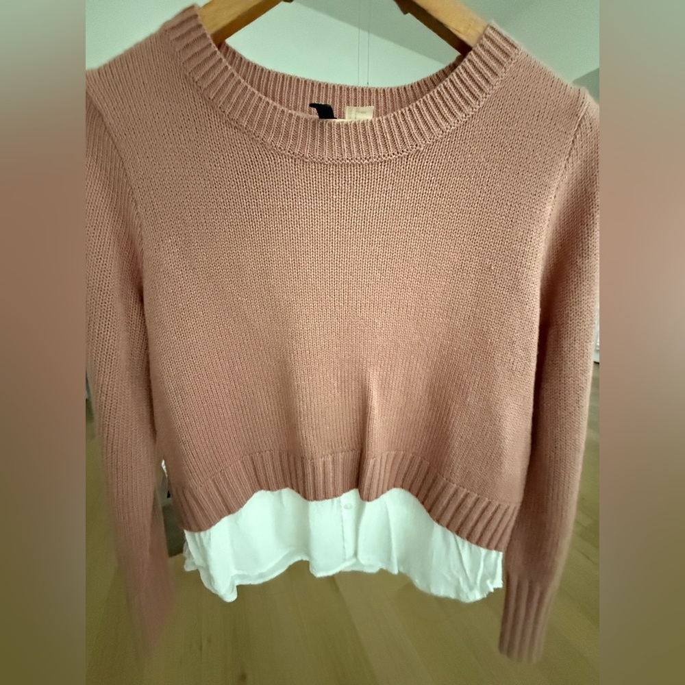 H&M Pink and White Crew Neck Sweater
